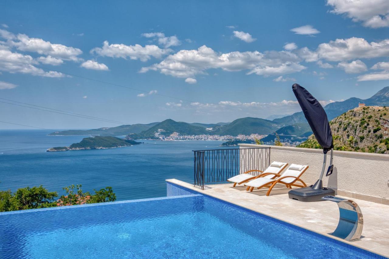 Quercus Residences Apartments Sveti Stefan Bagian luar foto