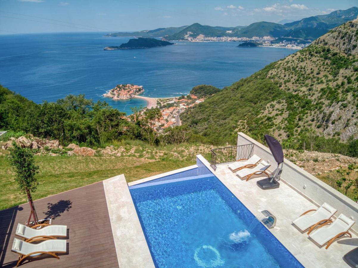 Quercus Residences Apartments Sveti Stefan Bagian luar foto