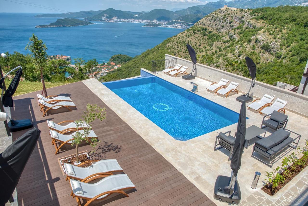 Quercus Residences Apartments Sveti Stefan Bagian luar foto