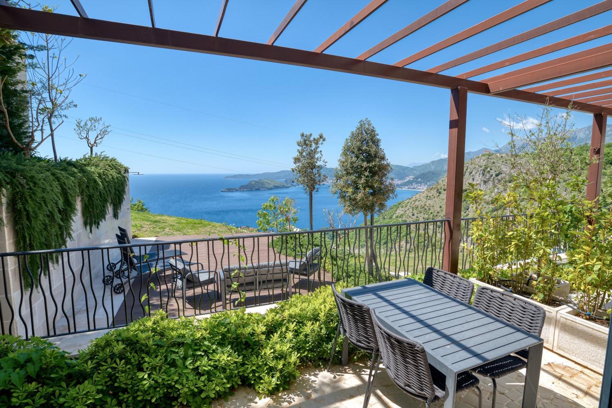 Quercus Residences Apartments Sveti Stefan Bagian luar foto