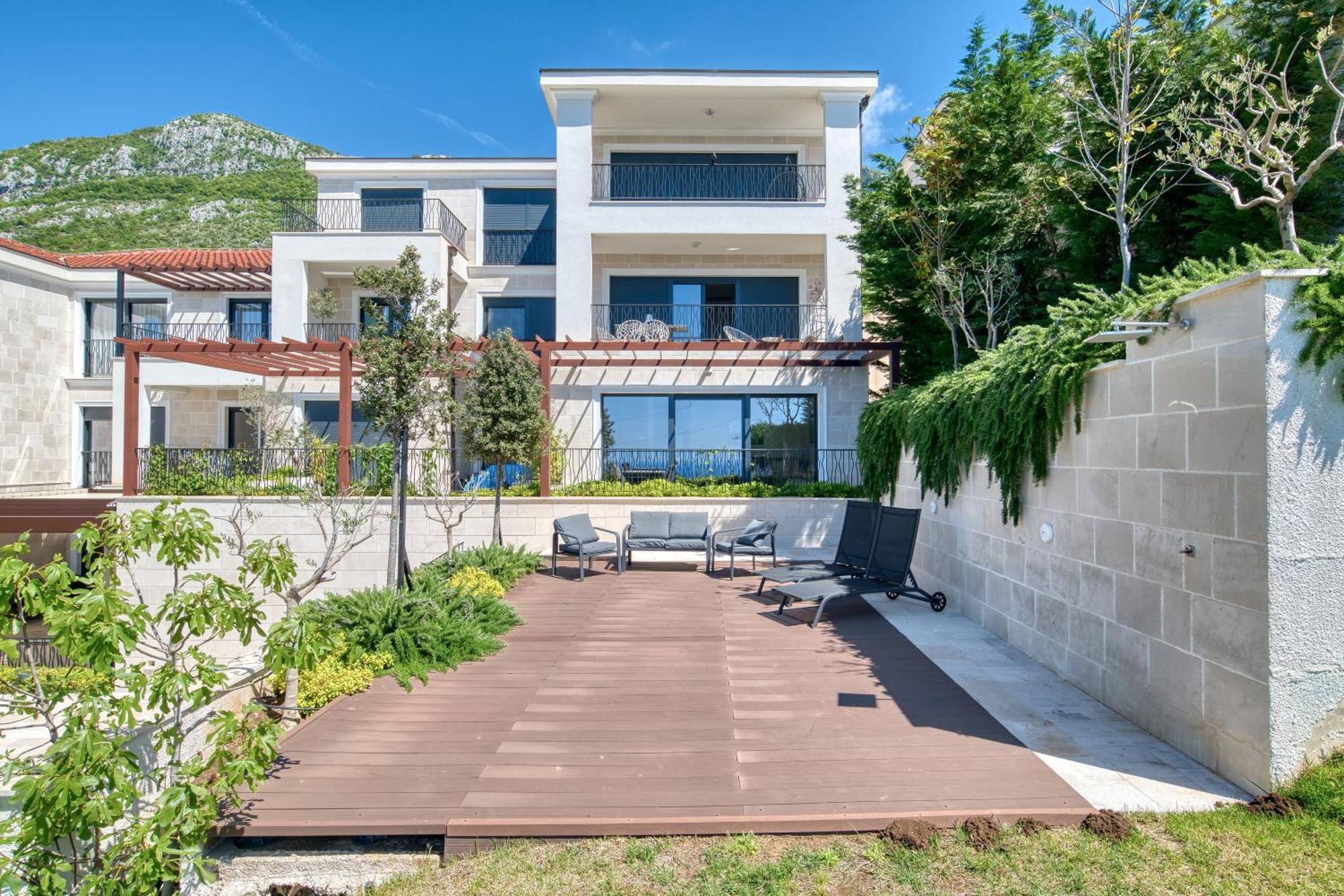 Quercus Residences Apartments Sveti Stefan Bagian luar foto