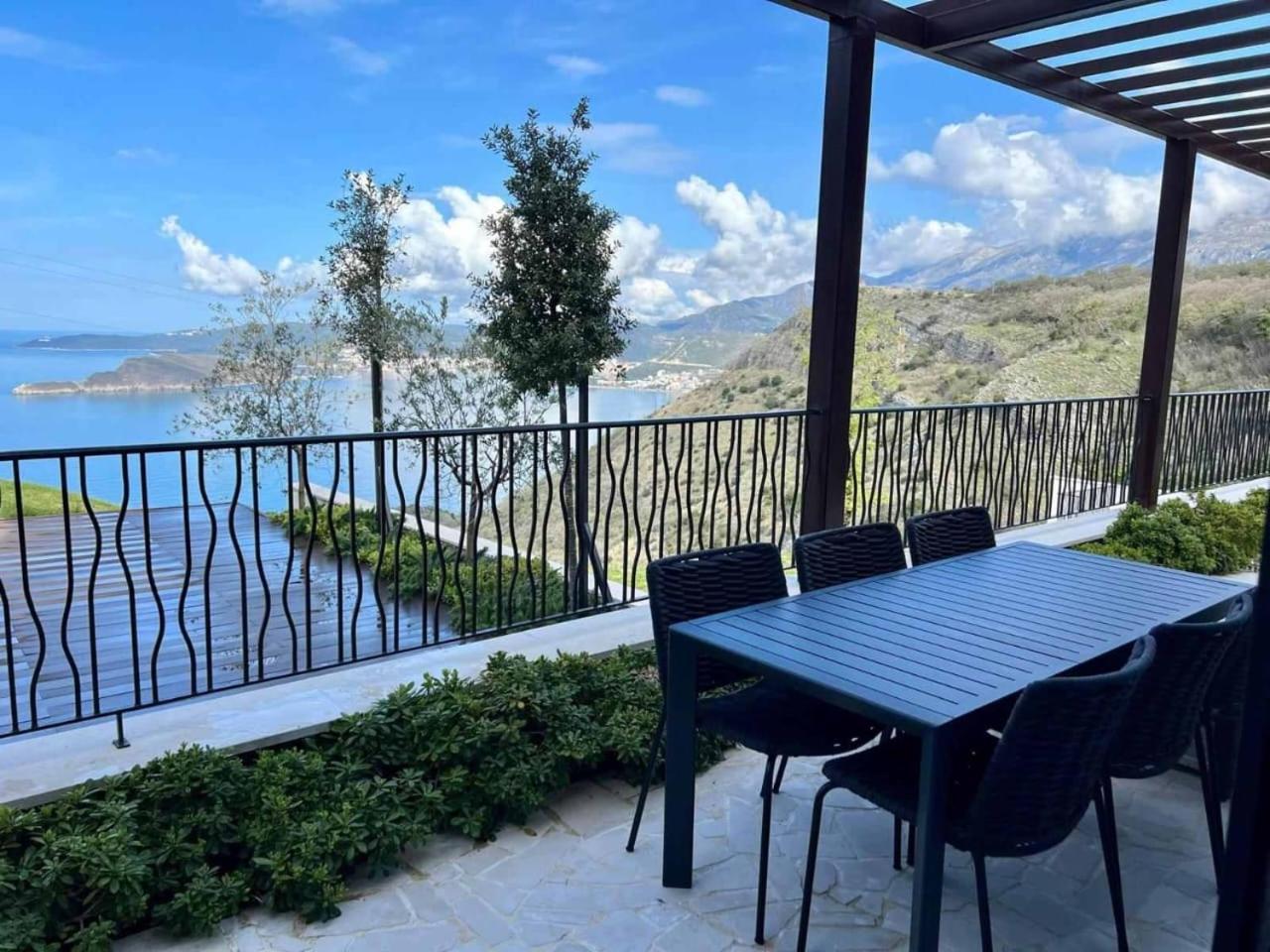 Quercus Residences Apartments Sveti Stefan Bagian luar foto
